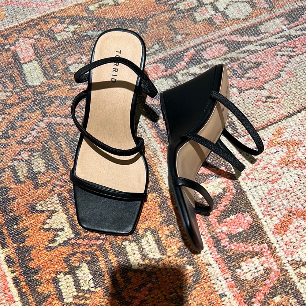 Torrid wedges 9.5